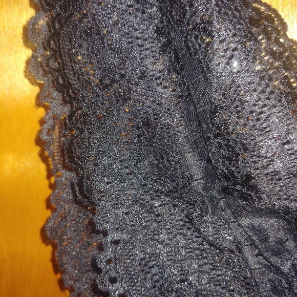 Women's Deep V Sexy Lace Ultra Thin Bra - Picture 2 of 3